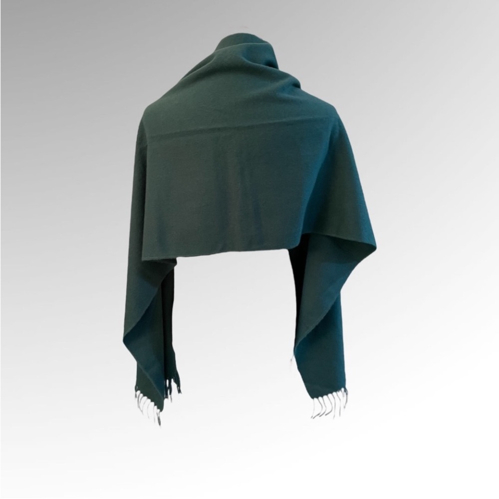 GUCCI 100% Cashmere shawl wrap scarf New! - Picture 10 of 14